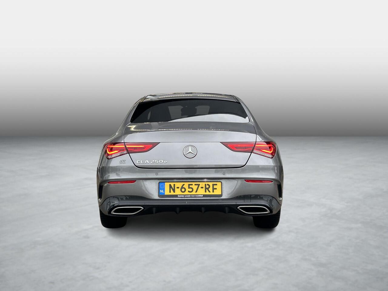 Mercedes-Benz CLA-KLASSE 250 e AMG | Panoramadak | Memorypakket | Sfeerverlichting