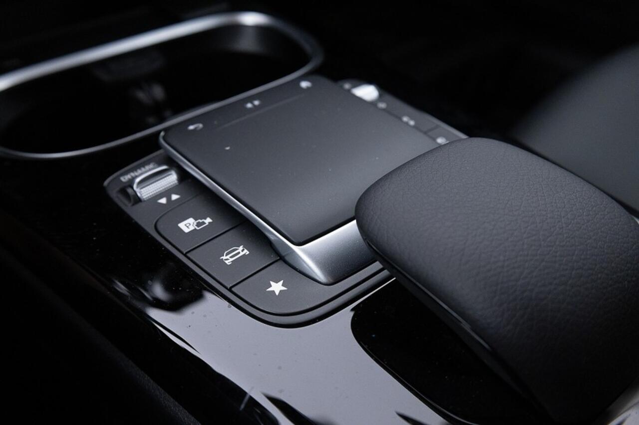 Mercedes-Benz CLA-KLASSE 250 Shooting Brake e Business Edition | Half LEDER | NAVI | ECC | PHEV