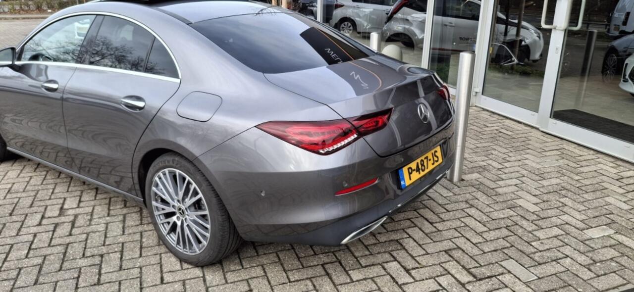 Mercedes-Benz CLA-KLASSE 180 Business Solution Luxury NLauto | 1e eigenaar | dealeronderh
