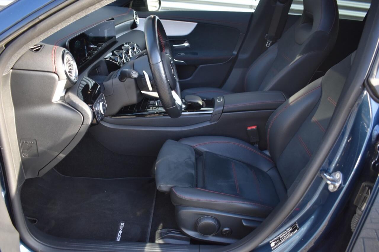 Mercedes-Benz CLA-KLASSE 180 BNS SOLUTION AMG / P.DAK / P.CAMERA / LED PAKKET
