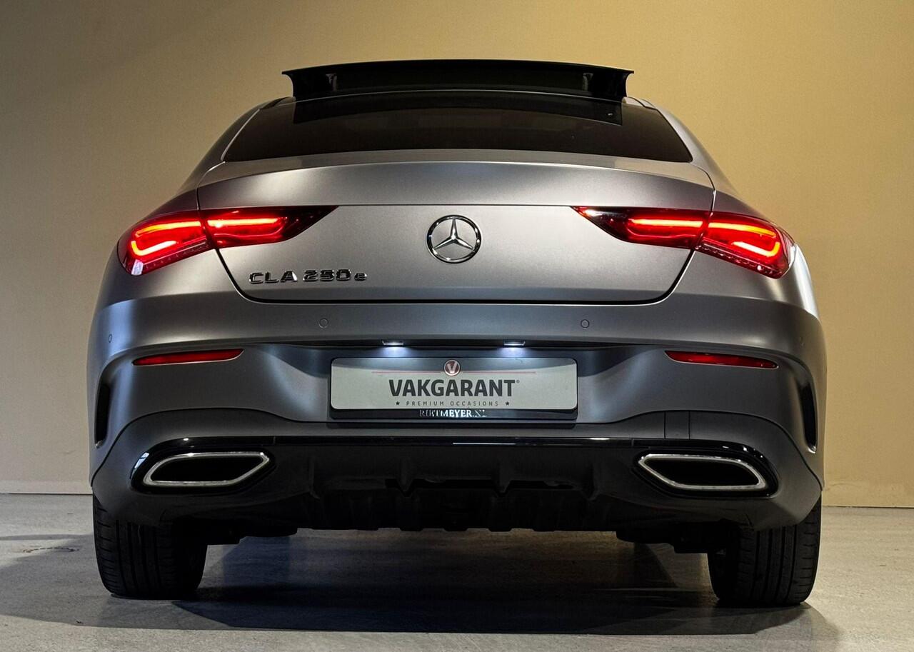 Mercedes-Benz CLA-KLASSE 250 e Business Solution AMG Limited |Pano |Sfeer |Burmester |Elektr. Trekhaak |Stoel/Stuurverw. |ACC |NAP