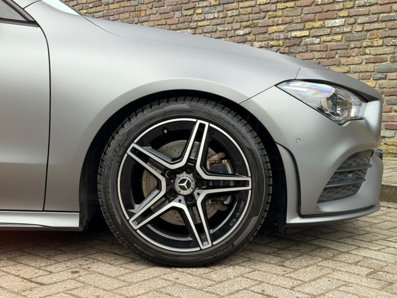 Mercedes-Benz CLA-KLASSE 200 AMG Panodak Sfeerverlichting Mat Grijs