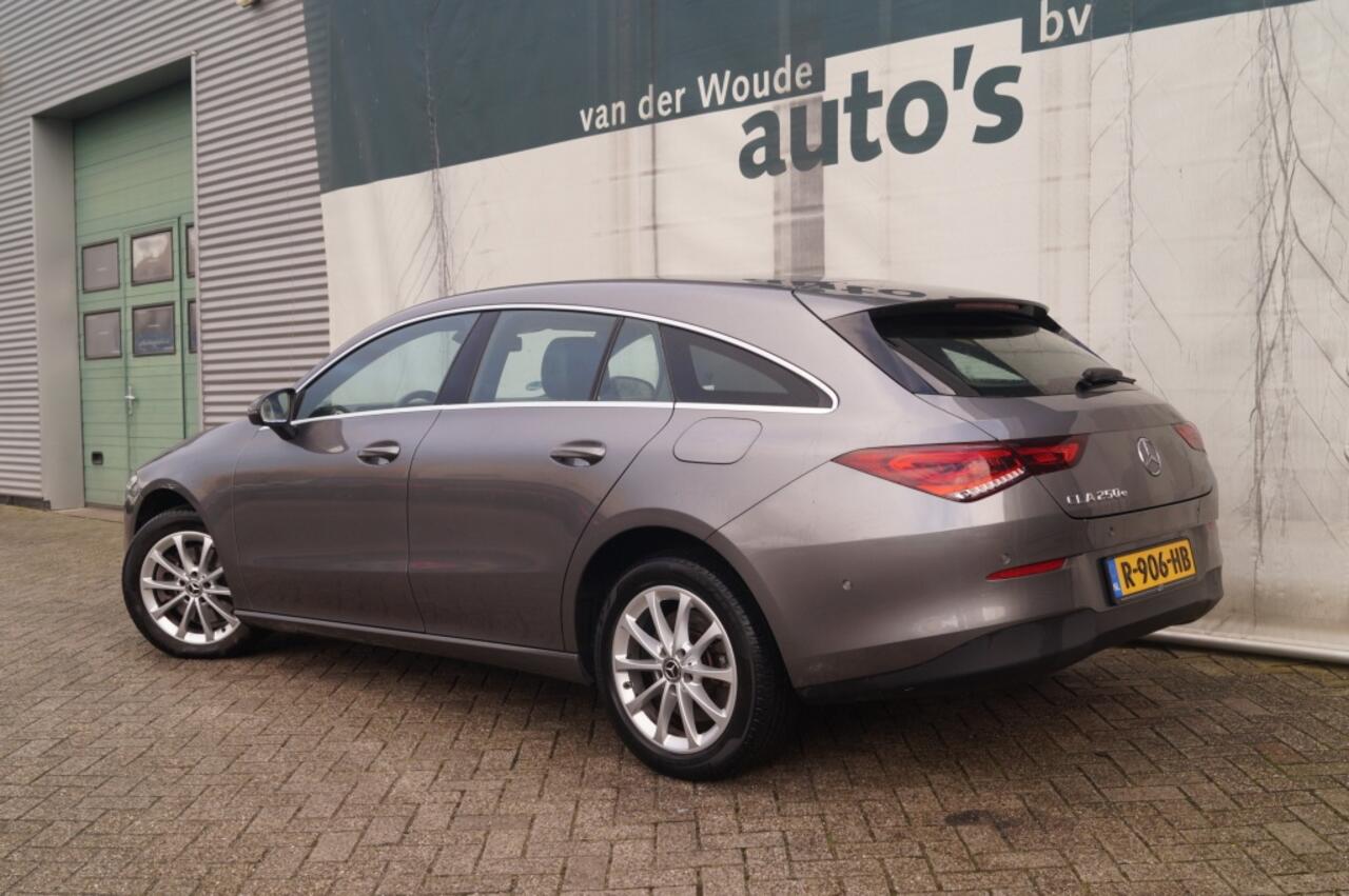 Mercedes-Benz CLA-KLASSE Shooting Brake 250e Business Line -NAVI-TREKHAAK-CAM-
