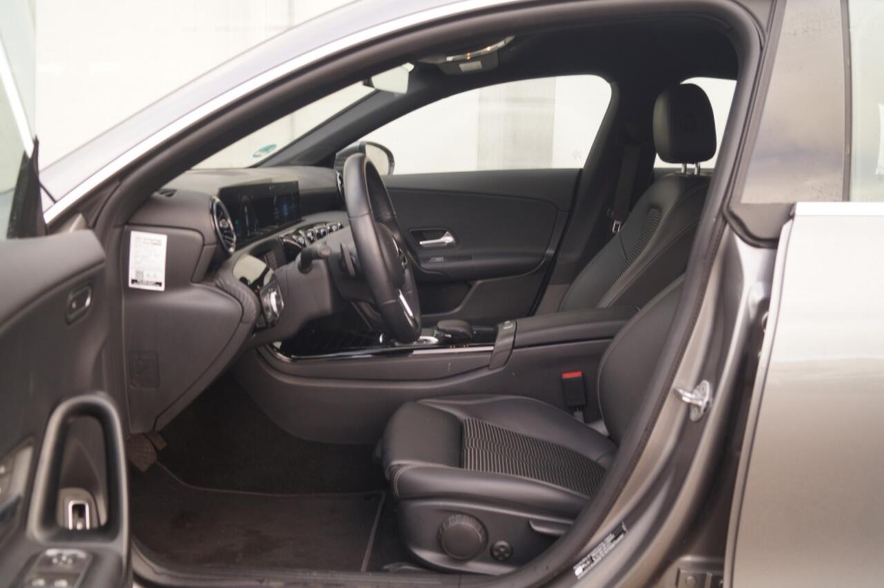 Mercedes-Benz CLA-KLASSE Shooting Brake 250e Business Line -NAVI-TREKHAAK-CAM-