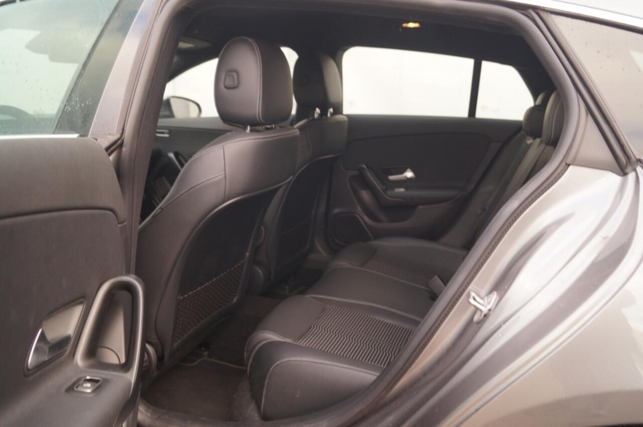 Mercedes-Benz CLA-KLASSE Shooting Brake 250e Business Line -NAVI-TREKHAAK-CAM-
