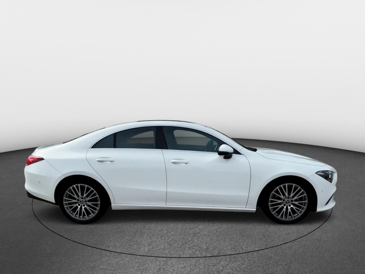 Mercedes-Benz CLA-KLASSE 180 Business Solution Luxury Aut | Panoramadak | Sfeerled