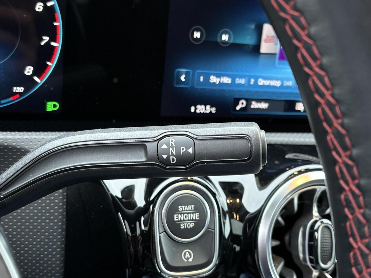 Mercedes-Benz CLA-KLASSE 180 AMG Line