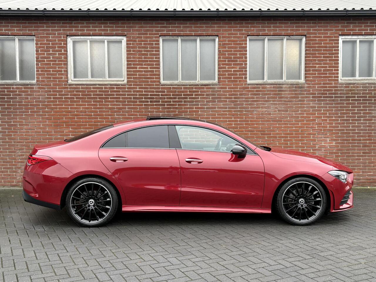 Mercedes-Benz CLA-KLASSE 180 AMG Line