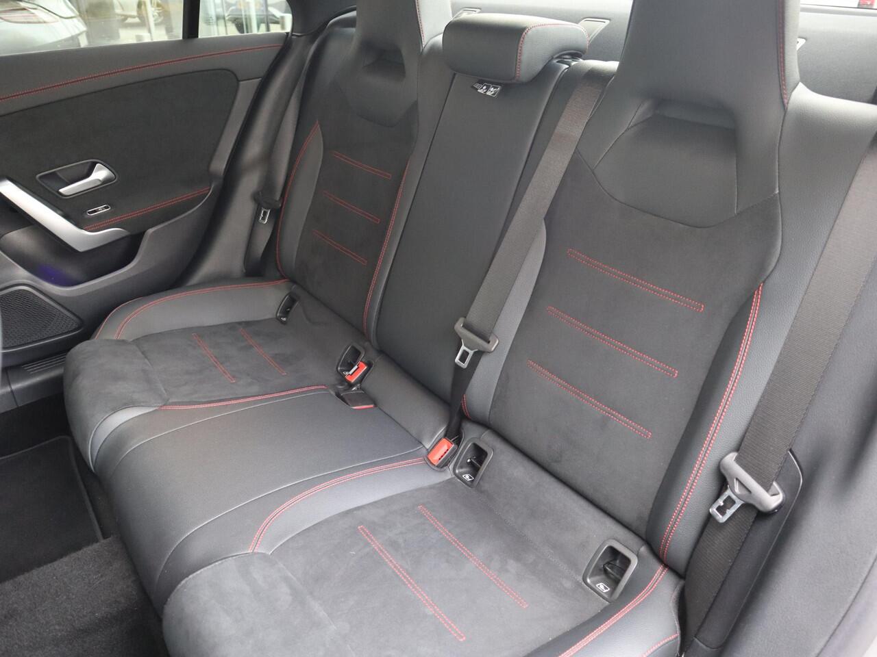 Mercedes-Benz CLA-KLASSE 250 e AMG Line