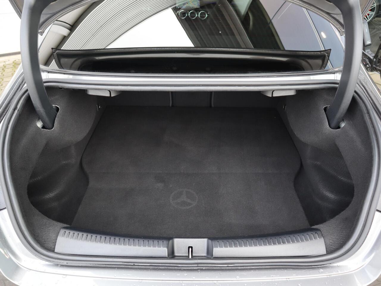 Mercedes-Benz CLA-KLASSE 250 e AMG Line