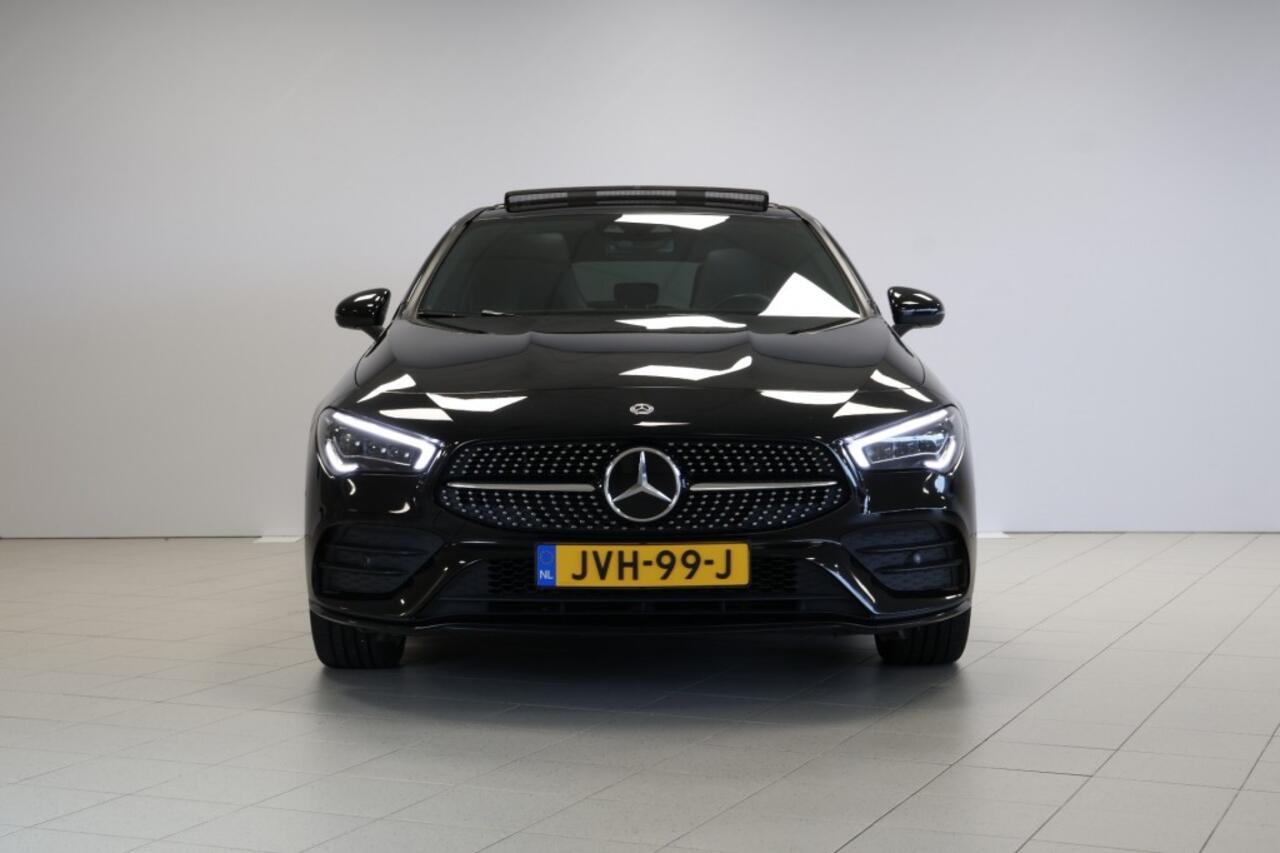 Mercedes-Benz CLA-KLASSE Shooting Brake 250 e AMG Line - Pano - CarPlay - Stoelverw. - ACC