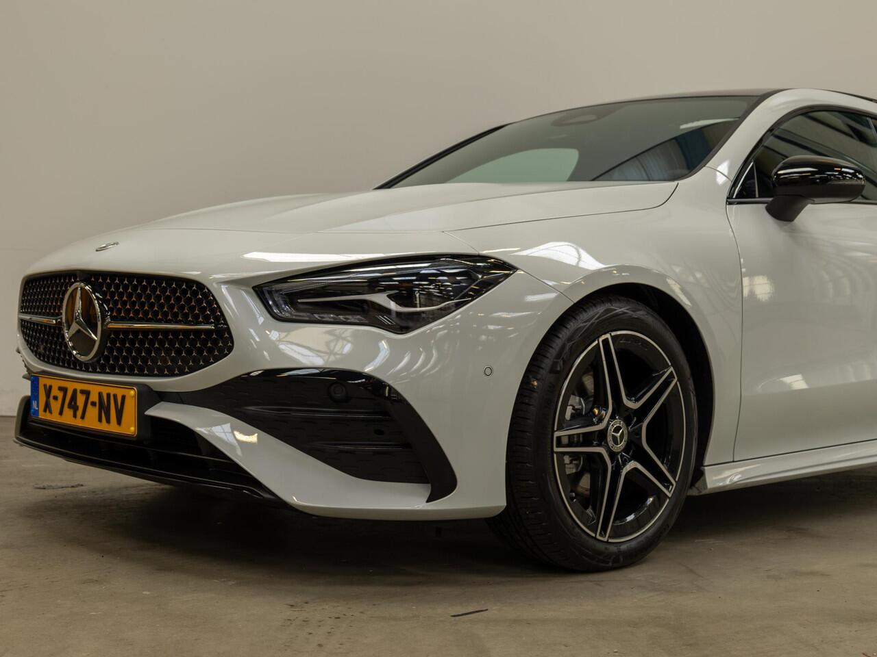 Mercedes-Benz CLA-KLASSE Shooting Brake 180 AMG Line Panorama dak