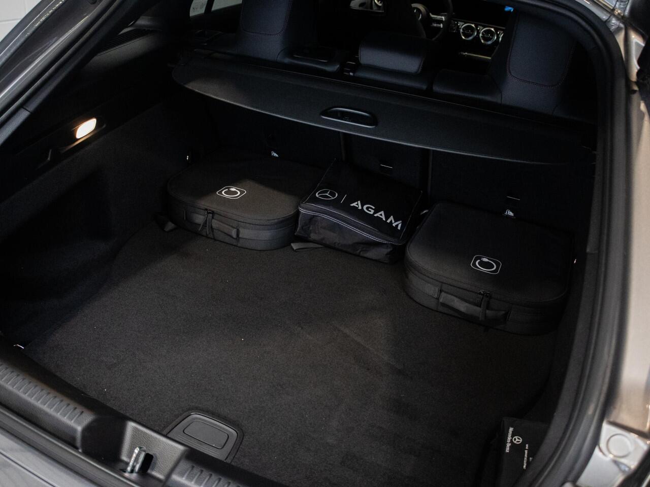 Mercedes-Benz CLA-KLASSE Shooting Brake 250 e AMG Line