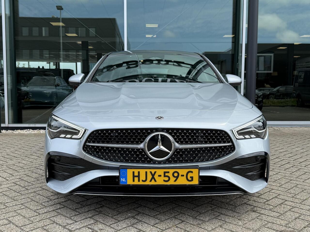 Mercedes-Benz CLA-KLASSE Shooting Brake 180 Star Edition LIMITED Panorama dak