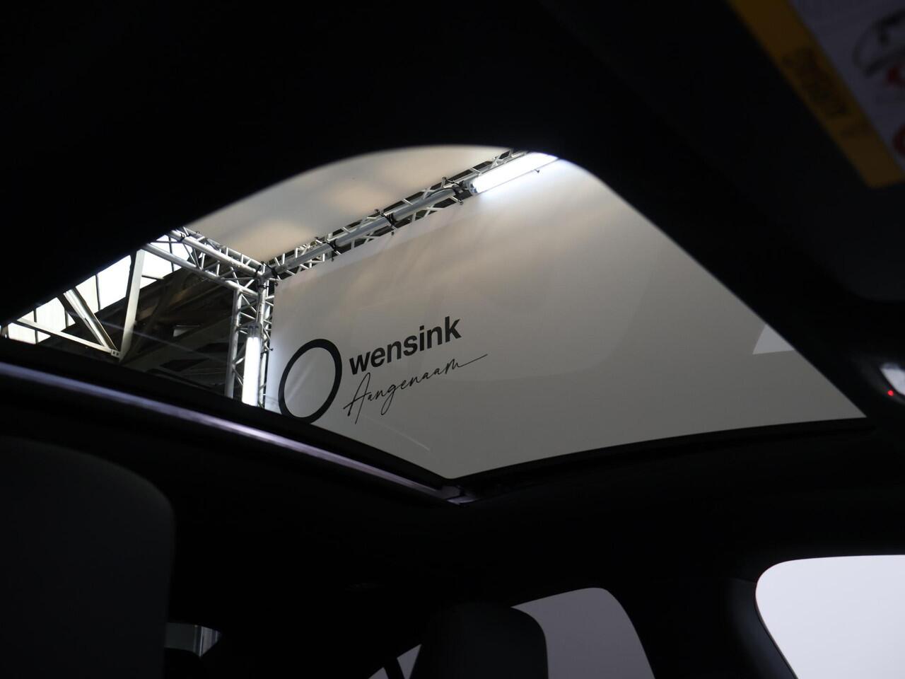 Mercedes-Benz CLA-KLASSE 180 Business Solution AMG | Rijassistentie pakket plus | Winter pakket | Burmester | Panoramaschuifdak | Techniek pakket | Trekhaak | Head-Up Display |