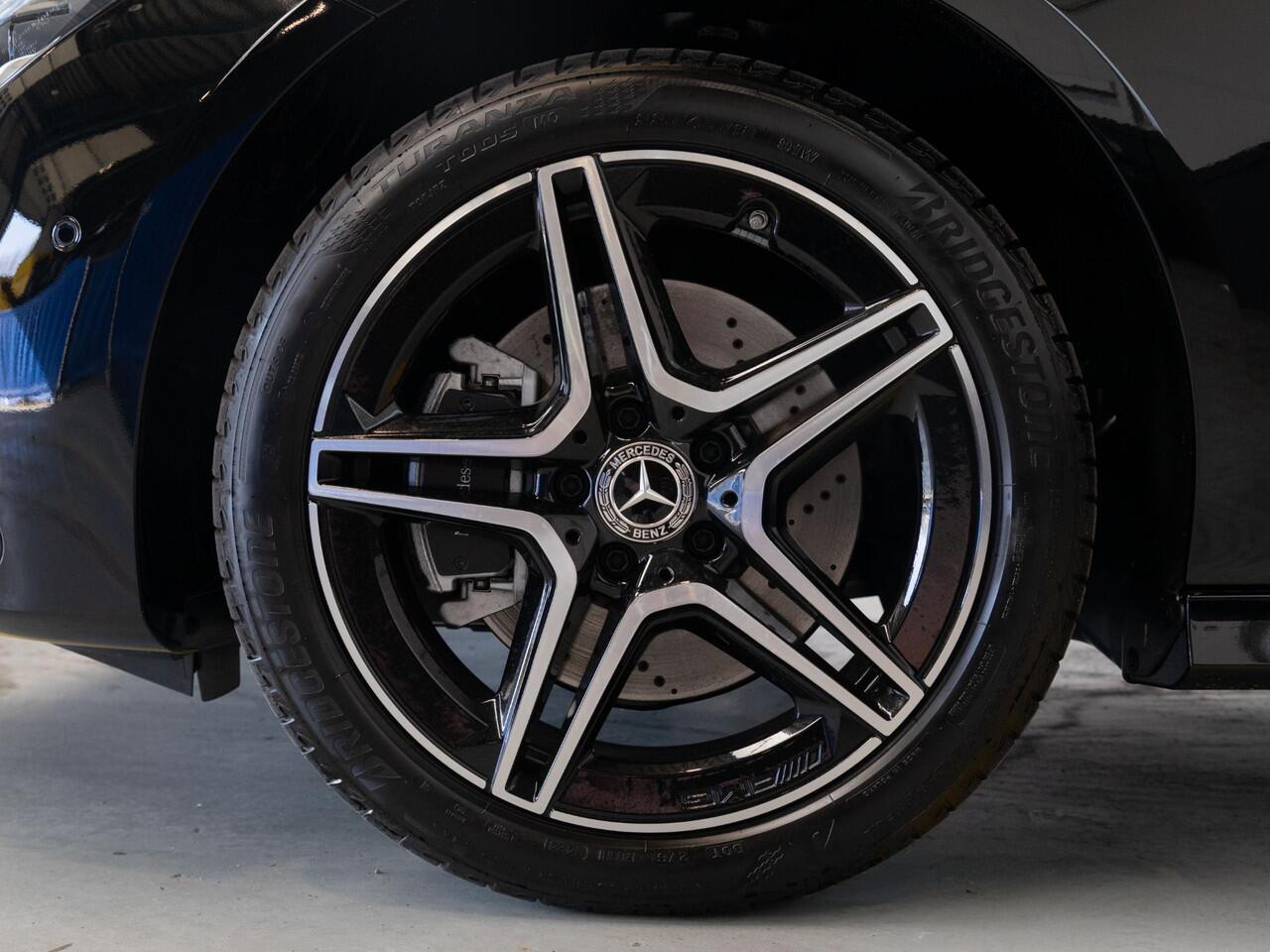 Mercedes-Benz CLA-KLASSE Shooting Brake 250 e Star Edition AMG Line Panorama dak