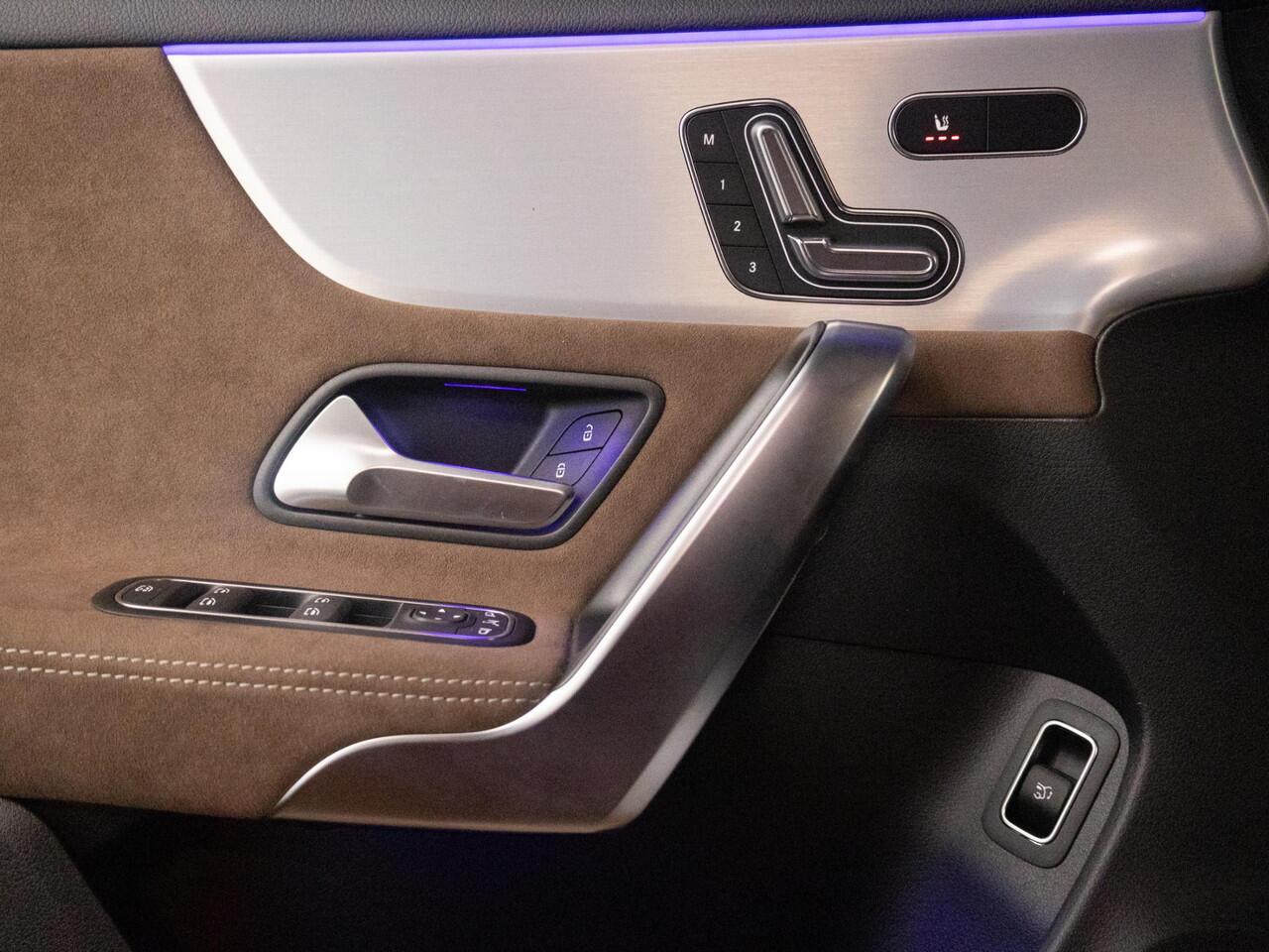 Mercedes-Benz CLA-KLASSE Shooting Brake 200 AMG Line