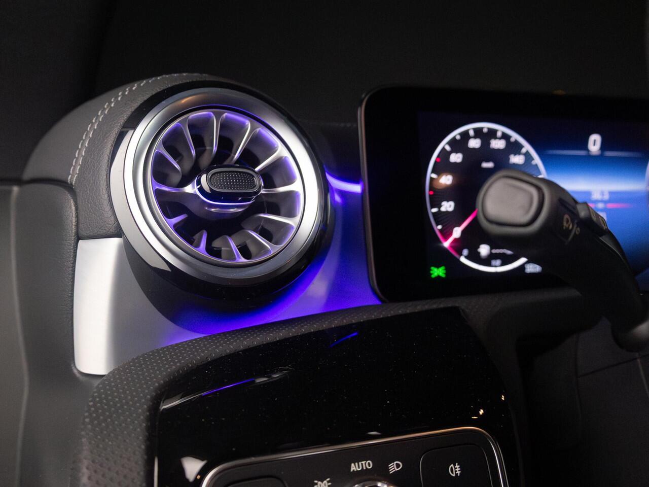 Mercedes-Benz CLA-KLASSE Shooting Brake 200 AMG Line