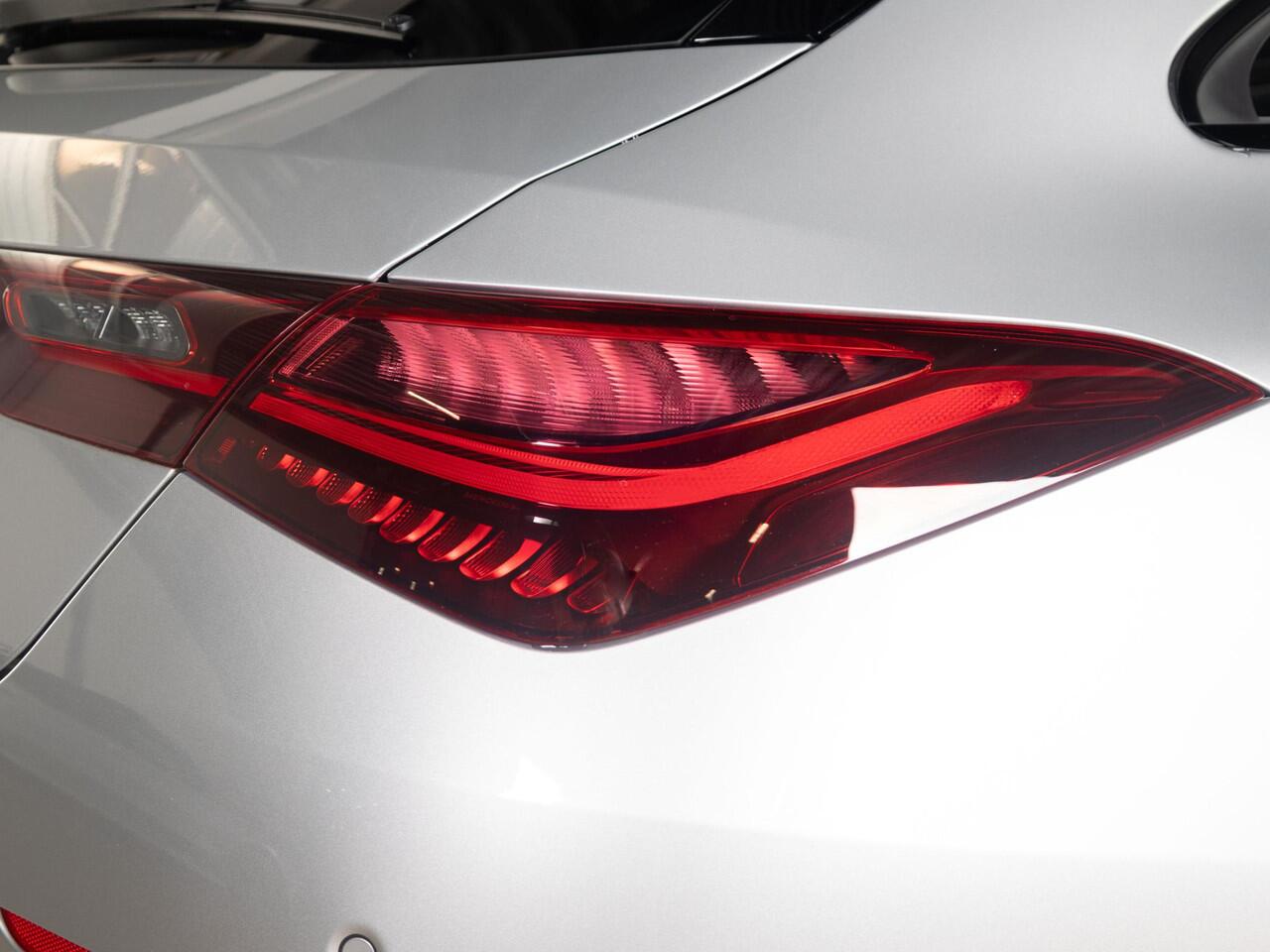 Mercedes-Benz CLA-KLASSE Shooting Brake 200 AMG Line