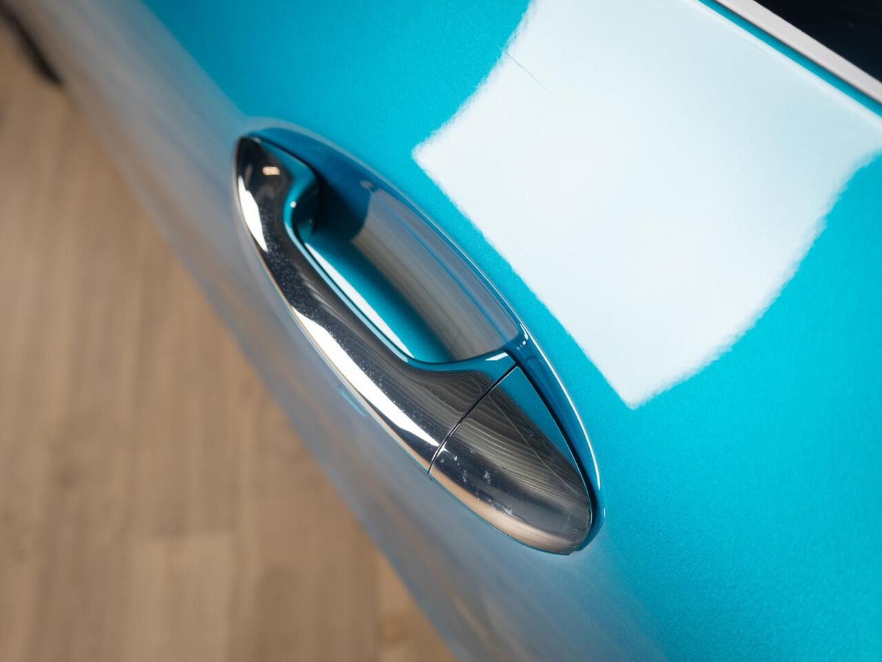 Mercedes-Benz CLA-KLASSE Coupé 180 AMG Line Premium | Panorama dak