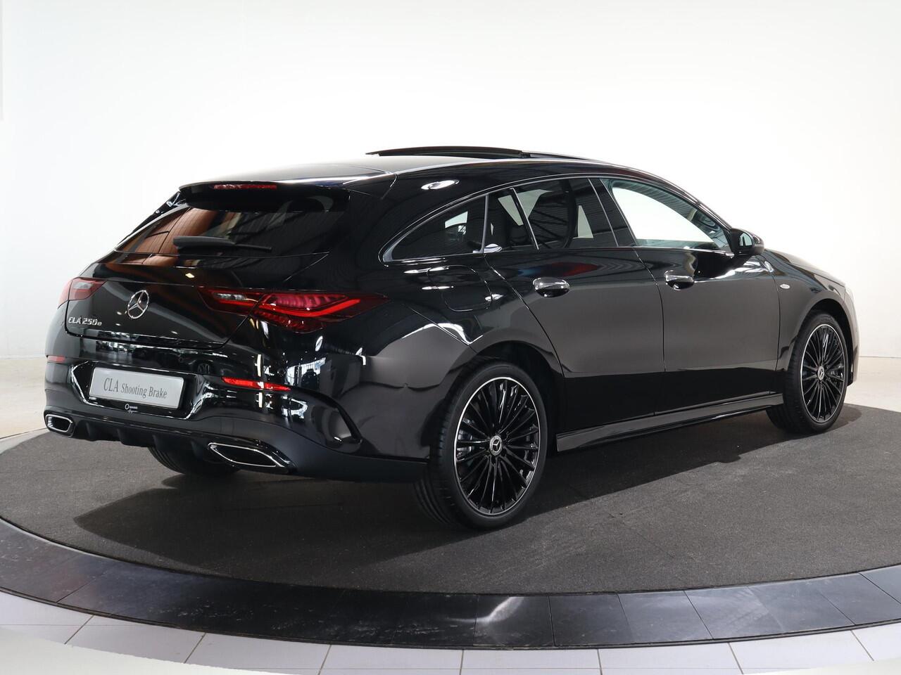 Mercedes-Benz CLA-KLASSE 250e Shooting Brake Business Solution AMG | Panoramaschuifdak | Nightpakket | 19 inch AMG-Velgen