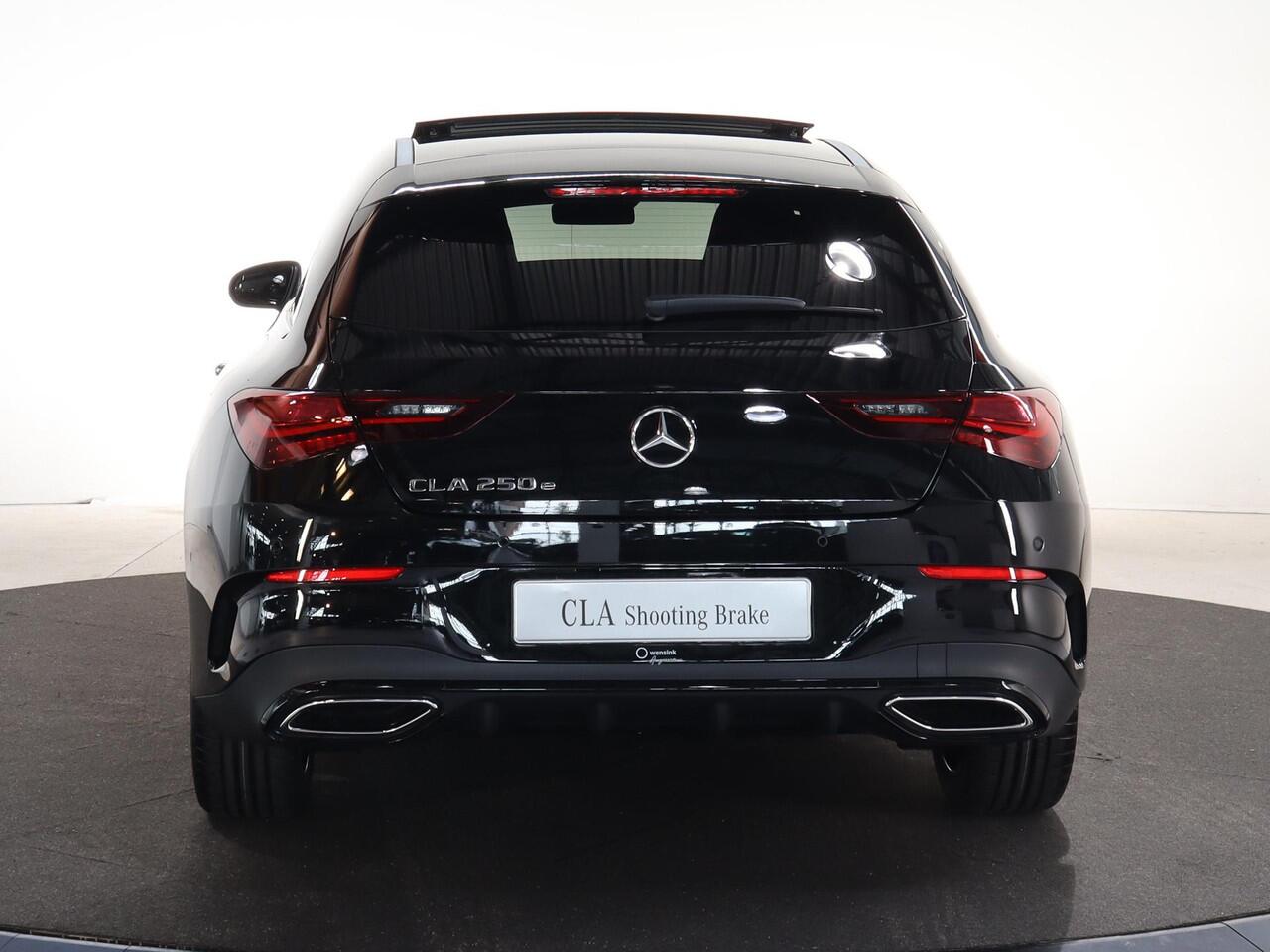 Mercedes-Benz CLA-KLASSE 250e Shooting Brake Business Solution AMG | Panoramaschuifdak | Nightpakket | 19 inch AMG-Velgen