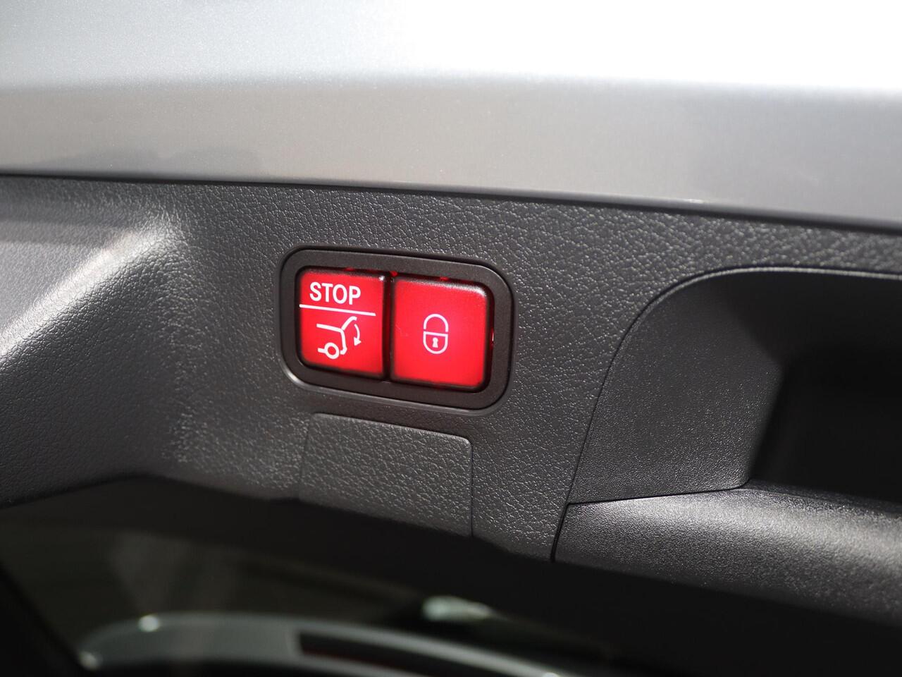 Mercedes-Benz CLA-KLASSE Shooting Brake 180 Star Edition AMG Line LIMITED | Panoramaschuifdak | Night | Achteruitrijcamera