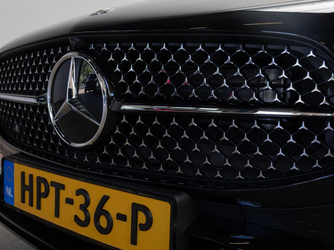 Mercedes-Benz CLA-KLASSE Coupé 180 Business Solution AMG