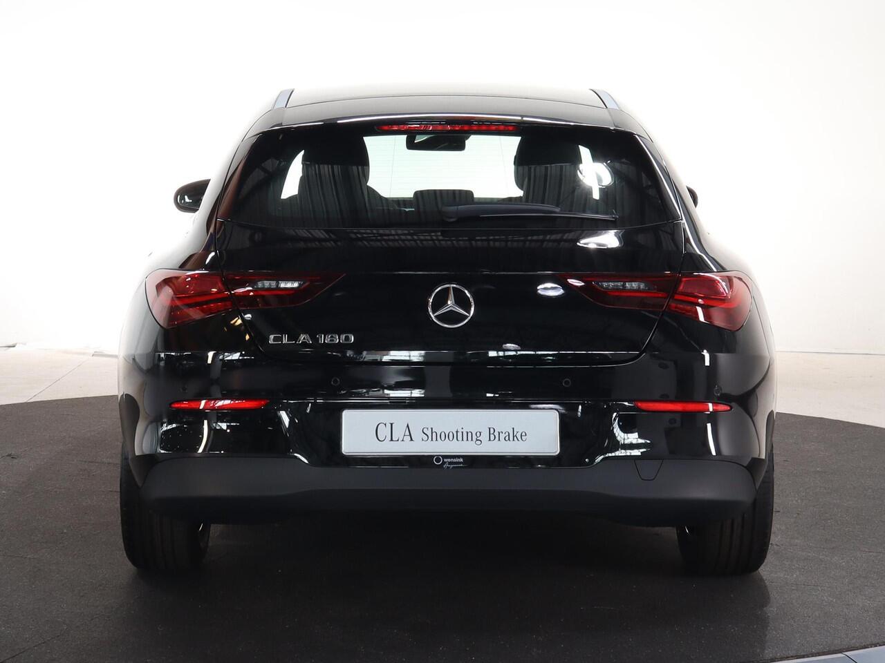 Mercedes-Benz CLA-KLASSE Shooting Brake 180 Star Edition | Dodehoekassistent | Achteruitrijcamera | Multibeam LED koplampen