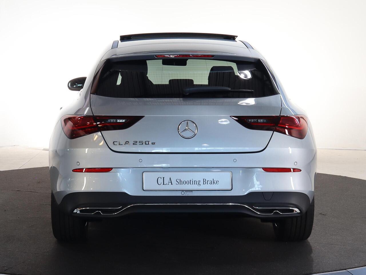 Mercedes-Benz CLA-KLASSE Shooting Brake 250e Star Edition Luxury Line LIMITED | Panoramaschuifdak | Dodehoekassistent | Achteruitrijcamera |