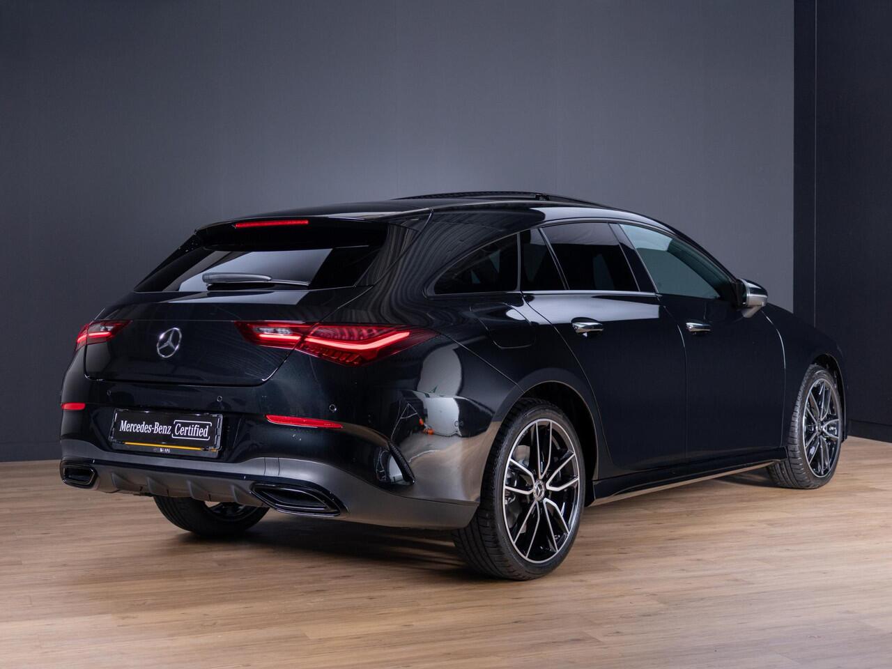 Mercedes-Benz CLA-KLASSE Shooting Brake 250 e Business Solution AMG Panorama dak