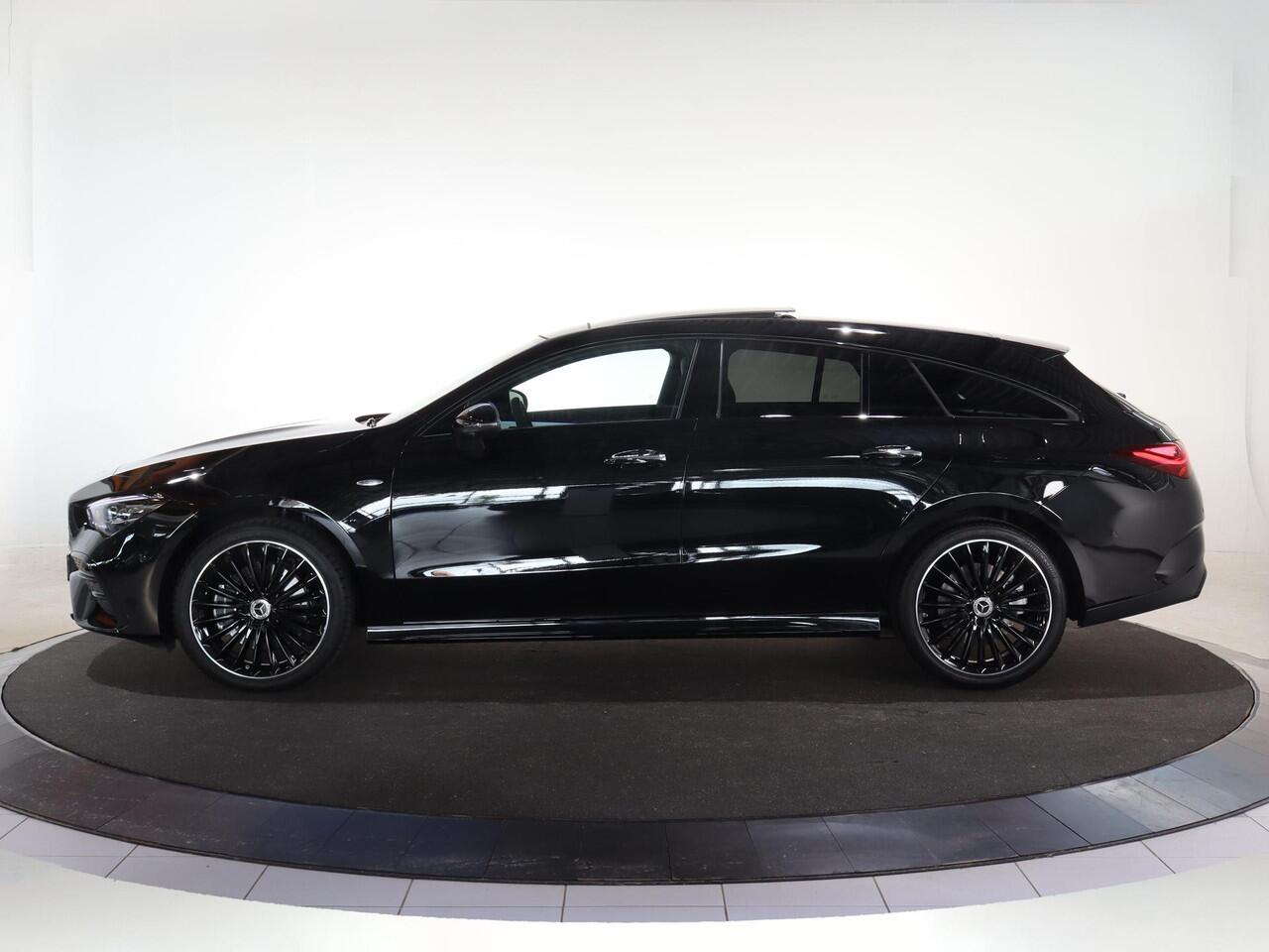 Mercedes-Benz CLA-KLASSE Shooting Brake 250e Business Solution AMG | Panoramaschuifdak | Head-up display | 360° camera | Dodehoekassistent |