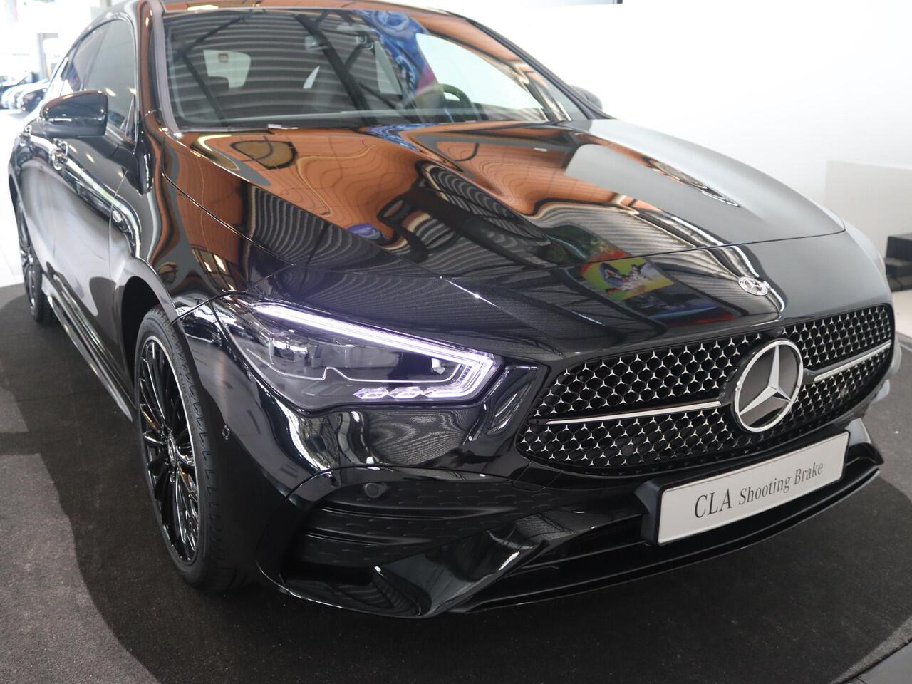 Mercedes-Benz CLA-KLASSE Shooting Brake 250e Business Solution AMG | Panoramaschuifdak | Head-up display | 360° camera | Dodehoekassistent |