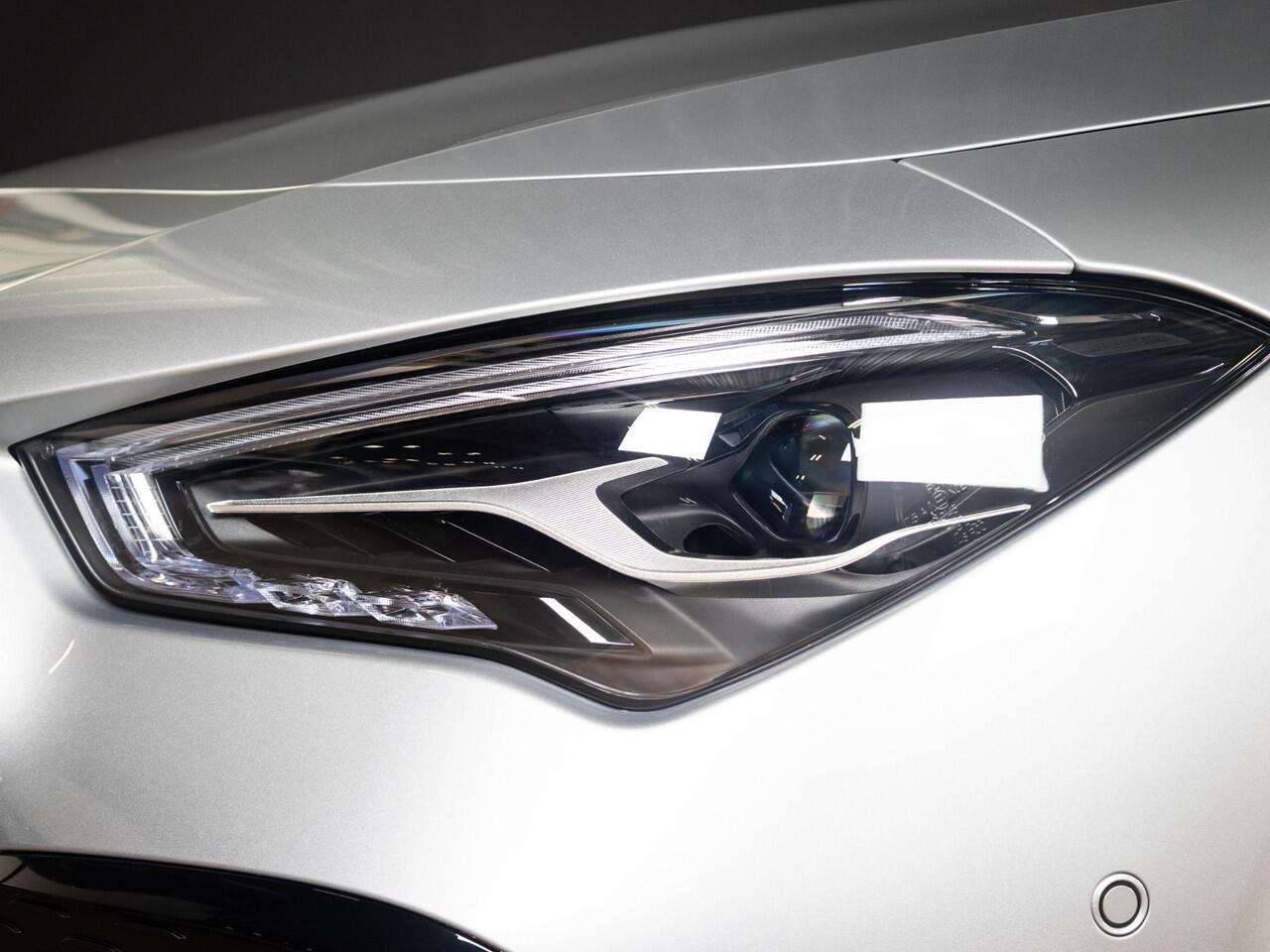 Mercedes-Benz CLA-KLASSE Coupé 180 Star Edition AMG Line Panorama dak