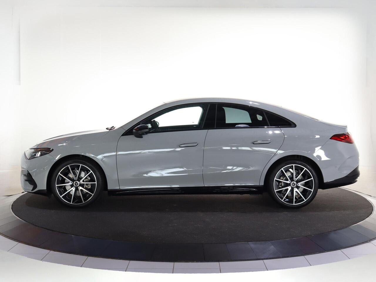 Mercedes-Benz CLA-KLASSE 250+ Launch Edition 85 kWh | Night | Panoramadak | Stoelverwarming | DISTRONIC | Achteruitrijcamera | Dodehoekassistent |