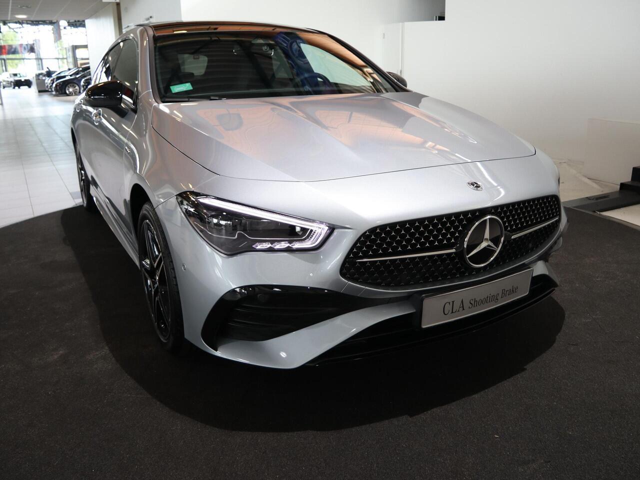 Mercedes-Benz CLA-KLASSE Shooting Brake 250e Business Solution AMG | Panoramaschuifdak | Night | Achteruitrijcamera| Stoelverwarming voor | LED koplampen | Trekhaak | Apple Carplay / Android auto