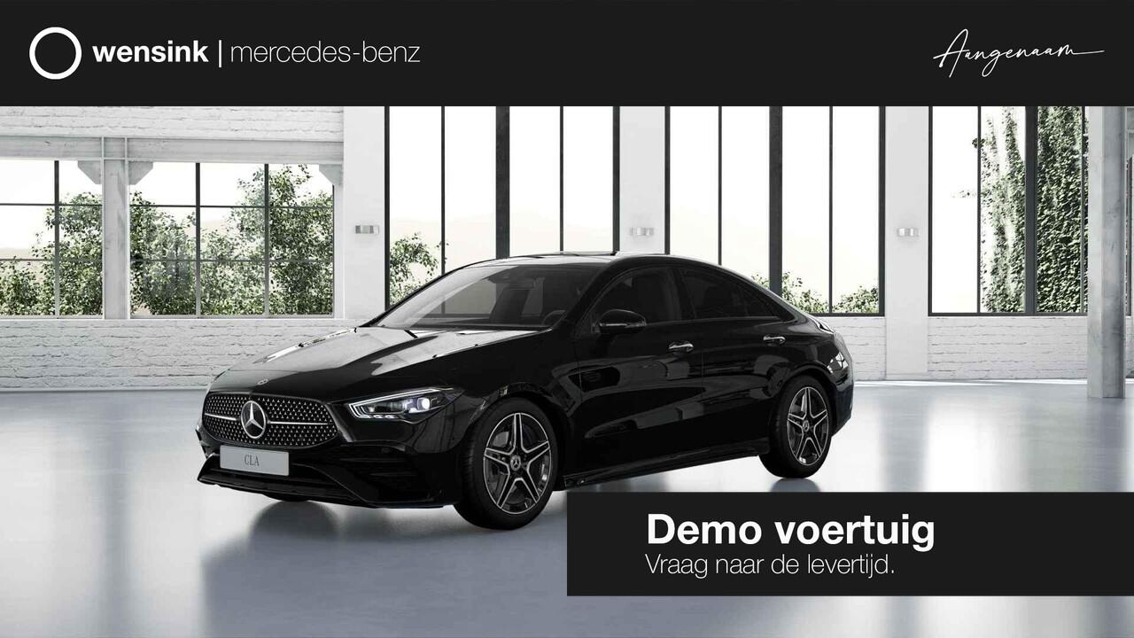 Mercedes-Benz CLA-KLASSE 180 Star Edition AMG Line | Panoramaschuifdak | Distronic | Night | Dodehoekassistent
