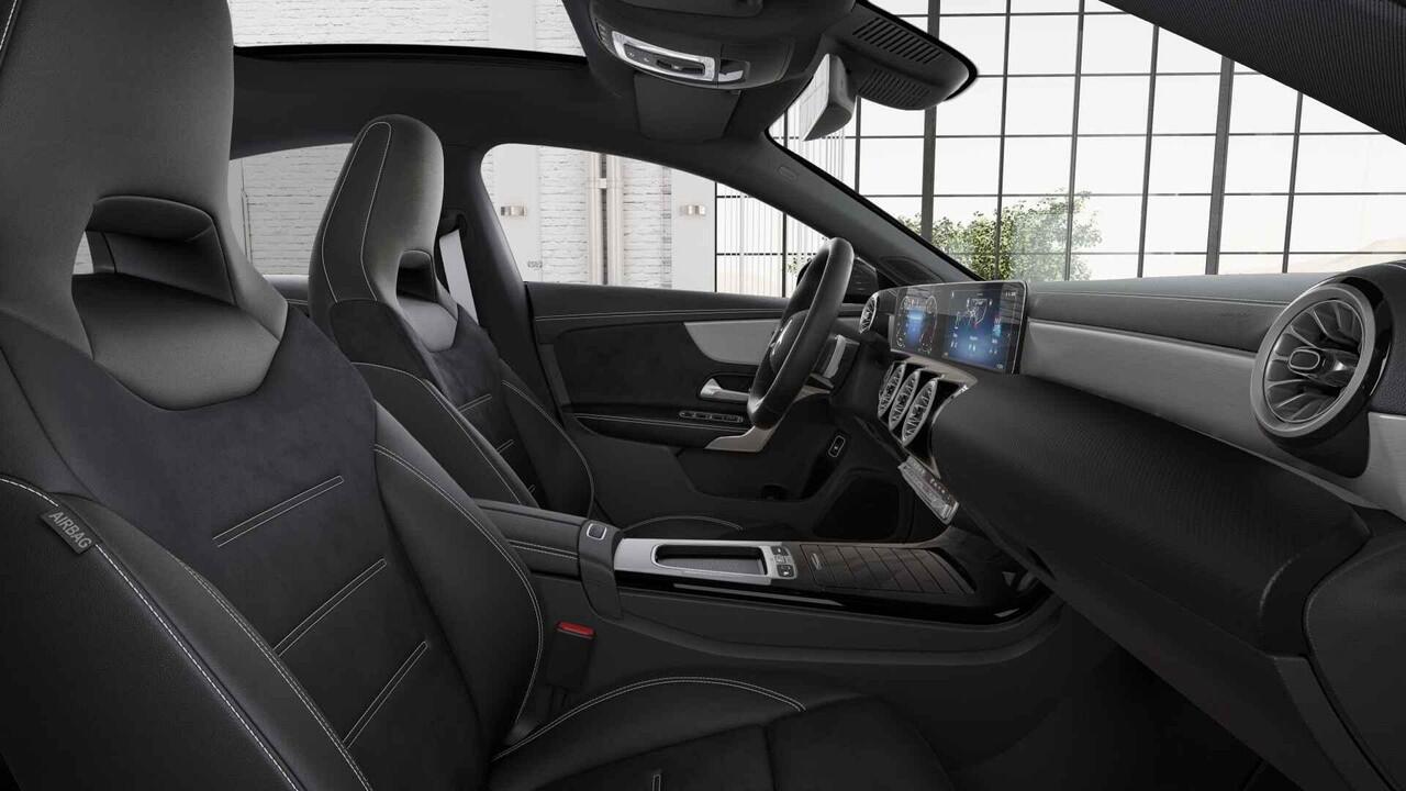 Mercedes-Benz CLA-KLASSE Coupé 180 Business Solution AMG | Panoramaschuifdak | AMG Line Plus | Night pakket | Head-up display | 360° camera | 19"AMG velgen Multispaaks