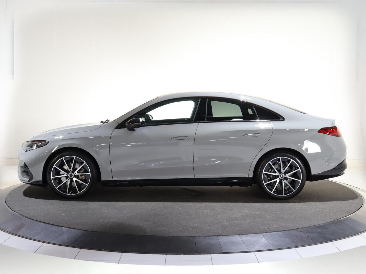 Mercedes-Benz CLA-KLASSE 250+ Launch Edition 85 kWh | Night | Panoramadak | Stoelverwarming | DISTRONIC | Achteruitrijcamera | Dodehoekassistent |