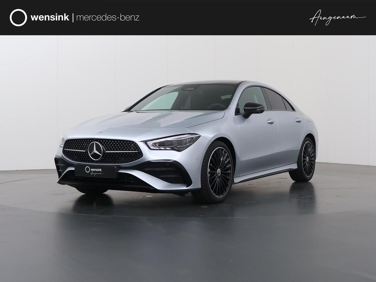 Mercedes-Benz CLA-KLASSE 180 Business Solution AMG | Panoramaschuifdak | AMG-line plus | Head-Up | Dodehoekassistent | Nightpakket |