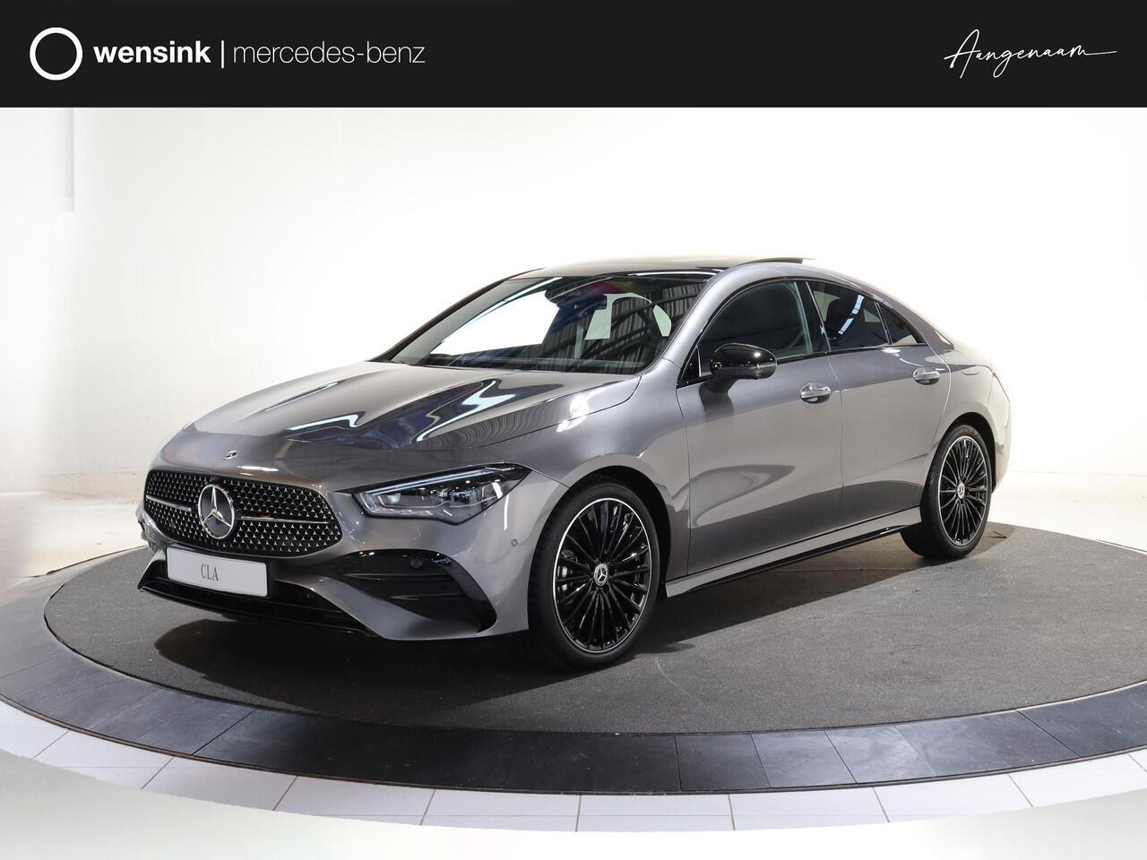 Mercedes-Benz CLA-KLASSE 180 Business Solution AMG | Panoramaschuifdak | AMG Line Plus | Head-up display | Nightpakket | 360° camera | Dodehoekassistent |