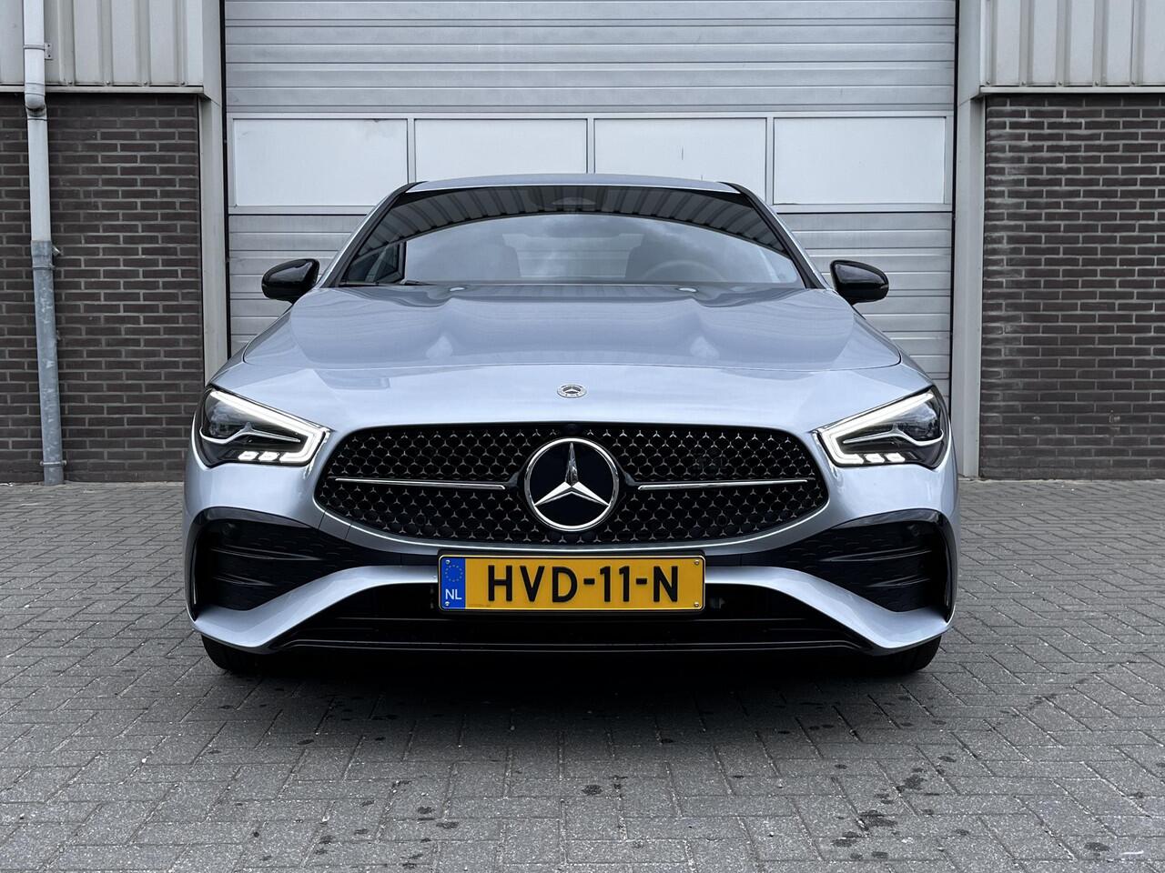 Mercedes-Benz CLA-KLASSE 250 e Star Edition AMG | Night Pakket | Dodehoekassistent | Apple CarPlay | Android Auto | Sfeerverlichting | Stoelverwarming | Parkeersensoren | Achteruitrijcamera | Elektrisch Inklapbare Buitenspiegels