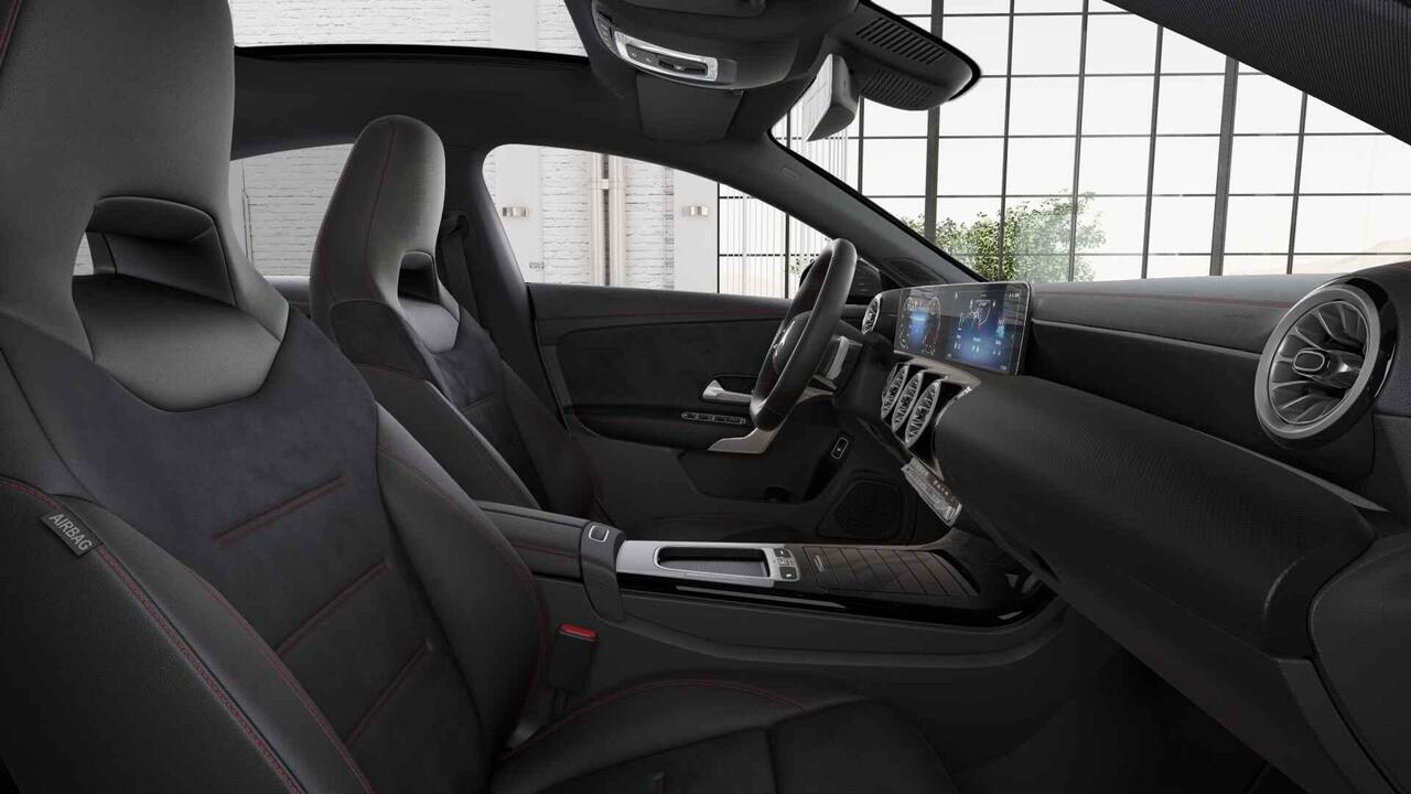 Mercedes-Benz CLA-KLASSE 180 Star Edition AMG Line | Panoramaschuifdak | Night | Achteruitrijcamera | Stoelverwarming voor