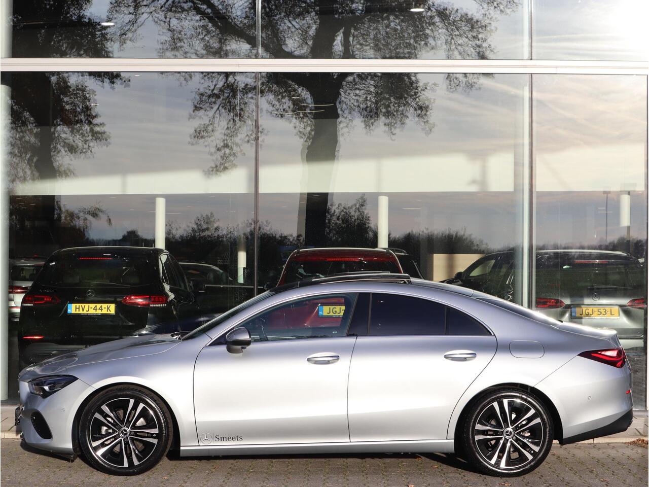 Mercedes-Benz CLA-KLASSE 180 Star Edition Luxury Line