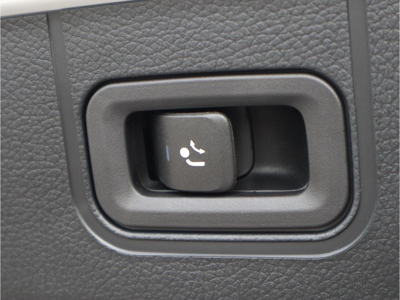 Mercedes-Benz CLA-KLASSE 180 Business Solution AMG