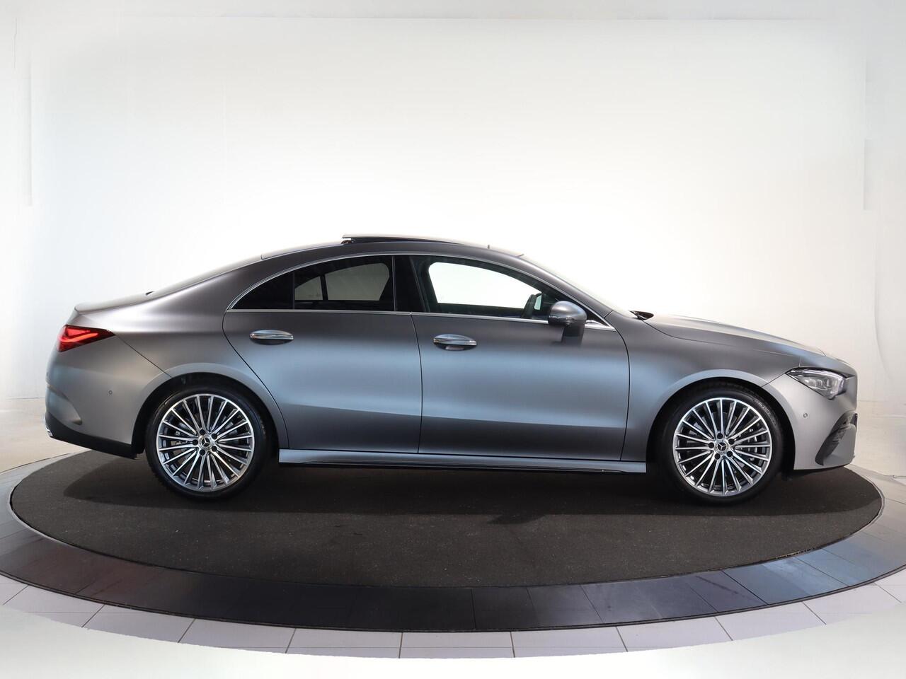 Mercedes-Benz CLA-KLASSE 180 Business Solution AMG | Techniek Pakket | 360* Camera | Burmester | Rij-assistentie | 19inch