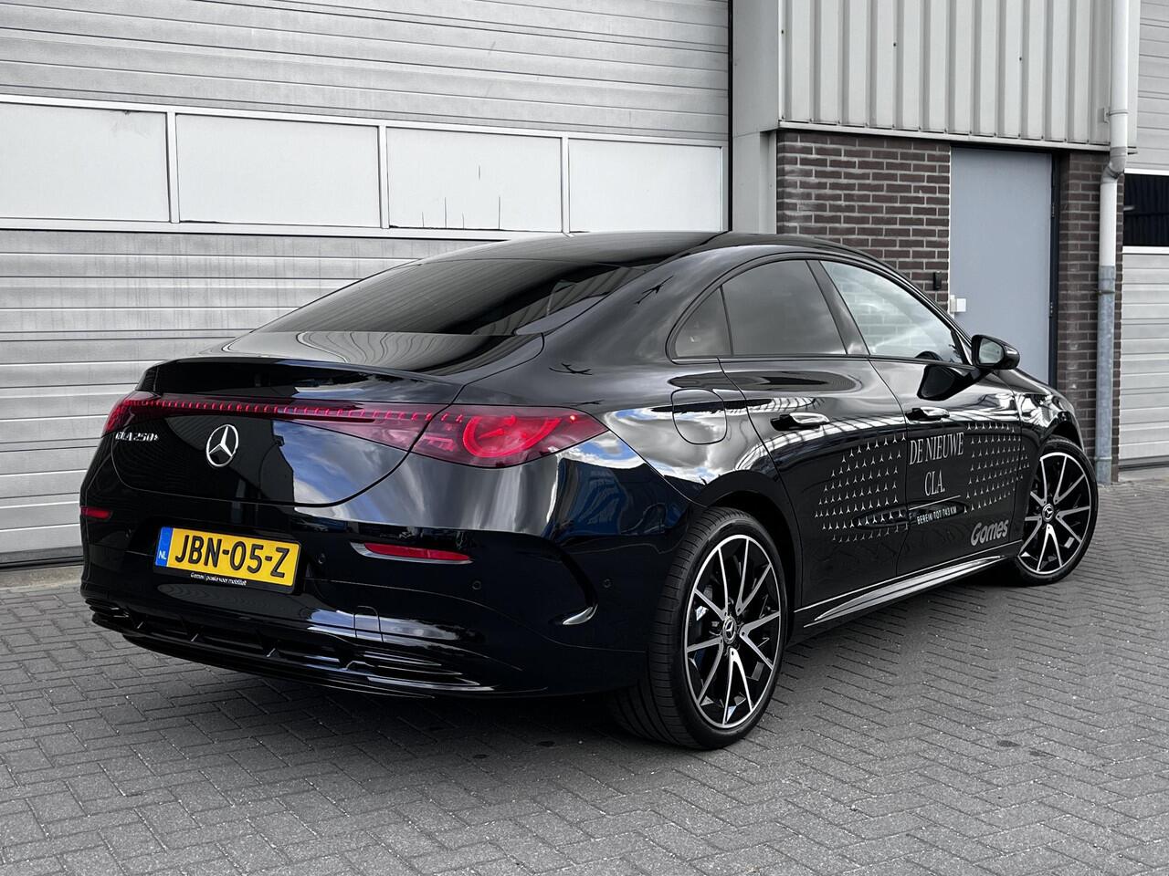 Mercedes-Benz CLA-KLASSE 250+ Launch Edition | AMG Line | Night Pakket | Panoramadak | MULTIBEAM LED Koplampen | DISTRONIC Afstandsassistent | Dodehoekassistent | Elektrisch Verstelbare Stoelen + Memory | Stoelverwarming | Sfeerverlichting