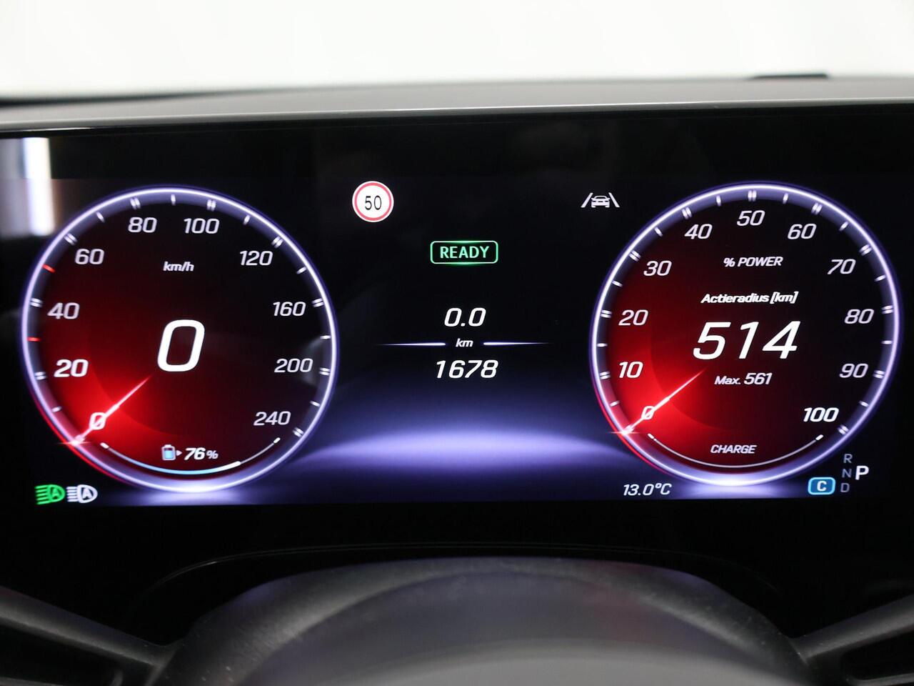 Mercedes-Benz CLA-KLASSE 250+ Launch Edition 85 kWh | AMG | Night | Panoramadak | Memory | 19" lichtmetalen velgen |