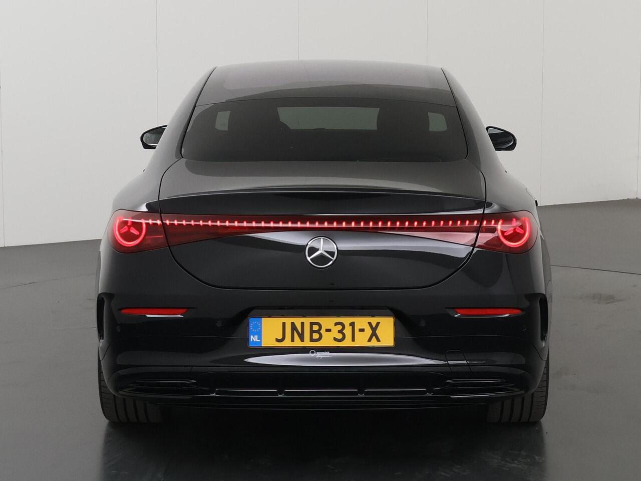 Mercedes-Benz CLA-KLASSE 250+ Launch Edition 85 kWh | AMG | Night | Panoramadak | Memory | 19" lichtmetalen velgen |