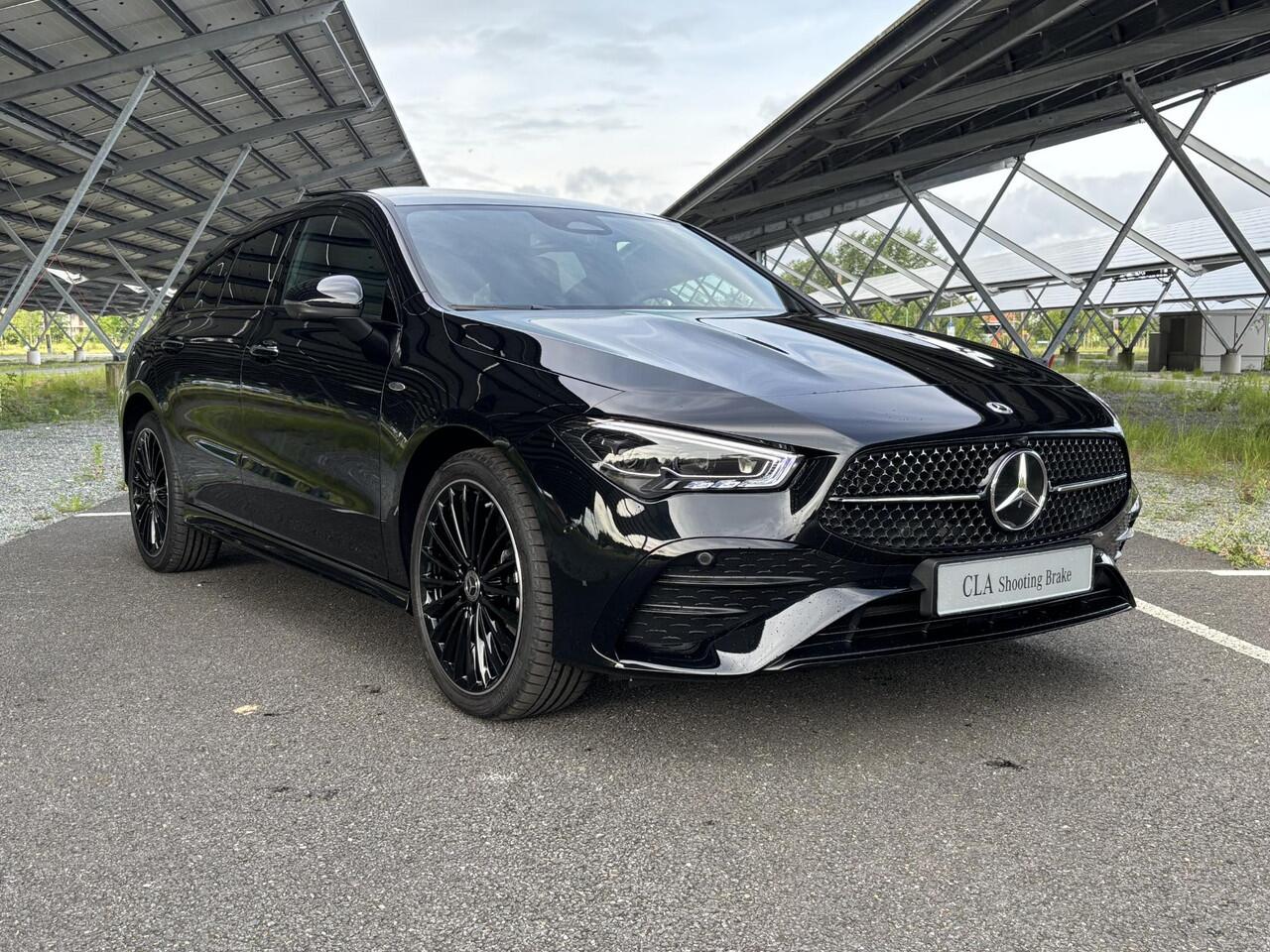 Mercedes-Benz CLA-KLASSE Shooting Brake 250 e Business Solution AMG | Night | Panoramadak | 360 camera | Sfeerverlichting | Apple carplay | Stoelverwarming |